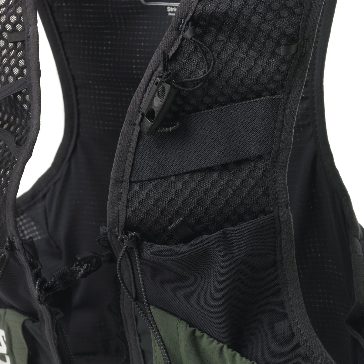 Strive 5 Weste Grün S – Silva
