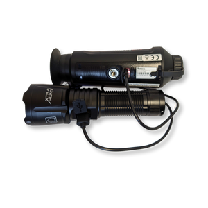 Titan Power Taschenlampe - Xtrahunt