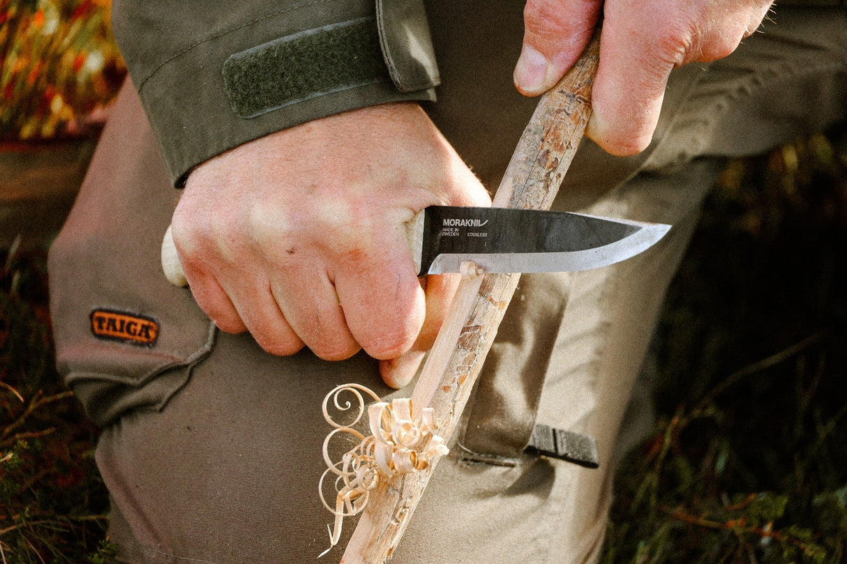 Lok BlackBlade (S) Eschenholz – Morakniv
